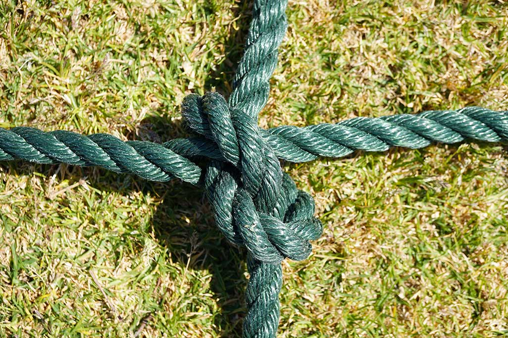 Heavy Duty Climbing Cargo Net: 250mm Mesh / Green